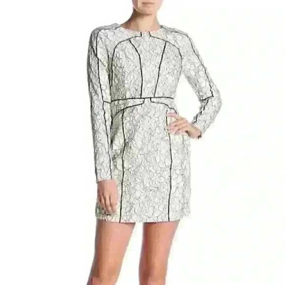 Romeo & Juliet Couture Dresses & Skirts - NWT $240 Romeo+Juliet Couture Womens M and S Dress